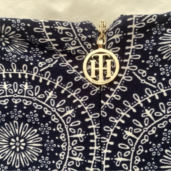 Dress - Picture 5 of 6